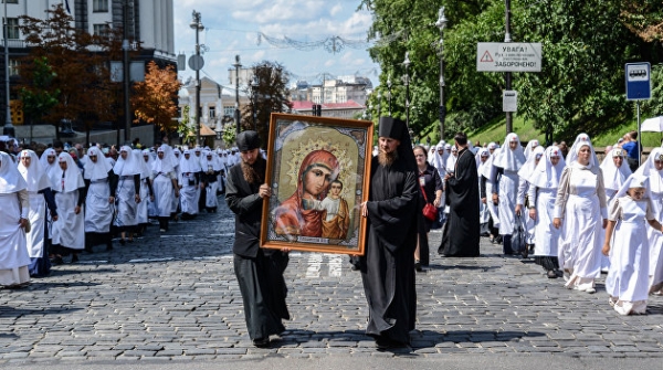 Украинская церковь отменила традиционный крестный ход в День крещения Руси Украинская церковь отменила традиционный крестный ход в День крещения Руси