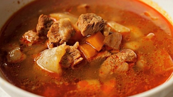 Украинская кухня: готовим закарпатский бограч Украинская кухня: готовим закарпатский бограч