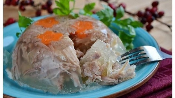 Украинская кухня: рецепт свиного холодца