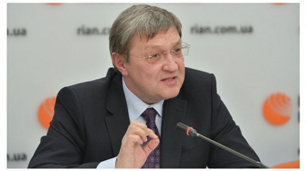 Украину накрыл тотальный кризис инфраструктуры - экс-министр экономики Украину накрыл тотальный кризис инфраструктуры - экс-министр экономики