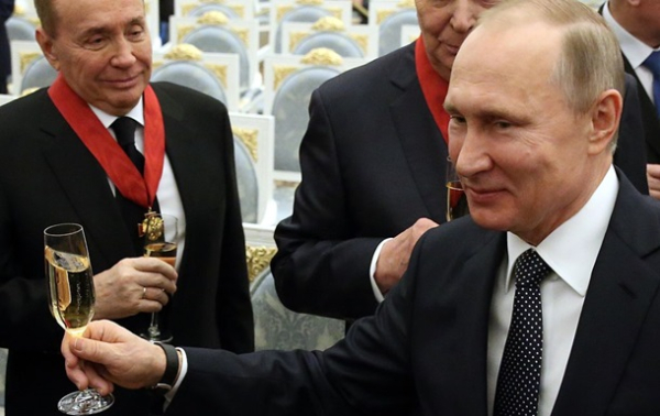 Умер российский ведущий КВН Александр Масляков Умер российский ведущий КВН Александр Масляков