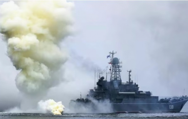 В Балтийском море флот РФ начал масштабные учения В Балтийском море флот РФ начал масштабные учения