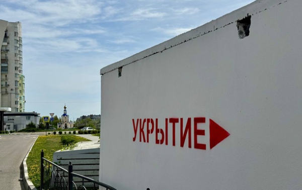 В Белгороде устанавливают модульные укрытия на пляжах и парках В Белгороде устанавливают модульные укрытия на пляжах и парках