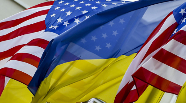В Белом доме опровергли давление на Украину из-за Донбасса В Белом доме опровергли давление на Украину из-за Донбасса