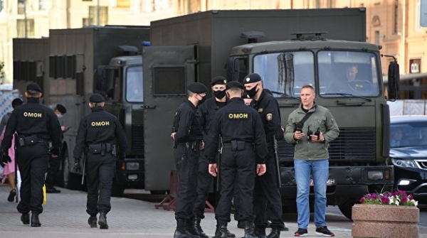В Белоруссии задержаны два члена президиума оппозиционного Координационного совета В Белоруссии задержаны два члена президиума оппозиционного Координационного совета