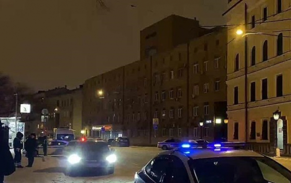 В центре Москвы устроили стрельбу боец ММА и охрана мафиози из "ДНР" В центре Москвы устроили стрельбу боец ММА и охрана мафиози из "ДНР"