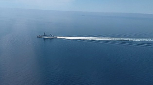 В Грузии встретили танцами нарушивший российскую границу британский эсминец В Грузии встретили танцами нарушивший российскую границу британский эсминец