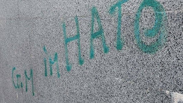 В Харькове станцию метро «переименовали» в честь НАТО В Харькове станцию метро «переименовали» в честь НАТО