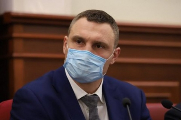 В Киеве ко Дню Независимости социально незащищенным киевлянам выплатят 92 млн грн помощи
В Киеве ко Дню Независимости социально незащищенным киевлянам выплатят 92 млн грн помощи