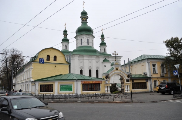 В Киеве закрыли на карантин Свято-Феодосийский мужской монастырь ПЦУ
В Киеве закрыли на карантин Свято-Феодосийский мужской монастырь ПЦУ