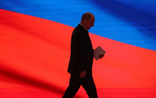 В Кремле не видят конкурентов для Путина на выборах В Кремле не видят конкурентов для Путина на выборах