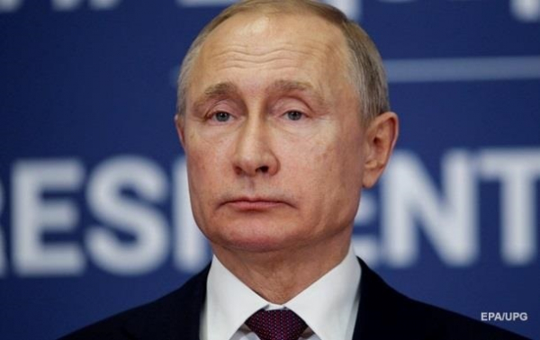В Кремле рассказали о работе Путина над статьей об Украине В Кремле рассказали о работе Путина над статьей об Украине