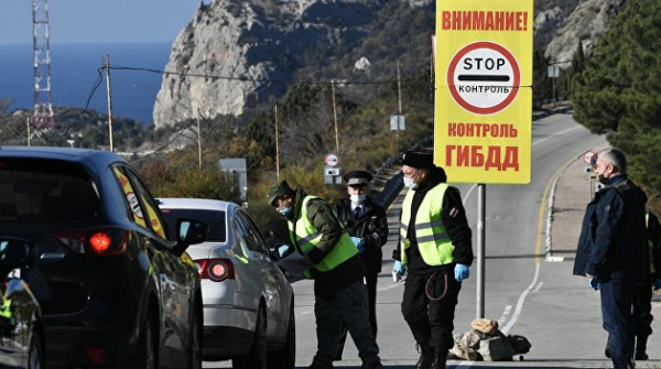 В Крыму ввели ограничения для туристов. Как отдыхающие их обходят В Крыму ввели ограничения для туристов. Как отдыхающие их обходят