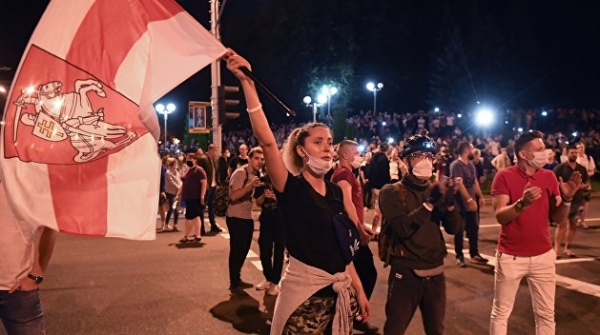 В Минске журналистку ранили резиновой пулей во время акции протеста В Минске журналистку ранили резиновой пулей во время акции протеста