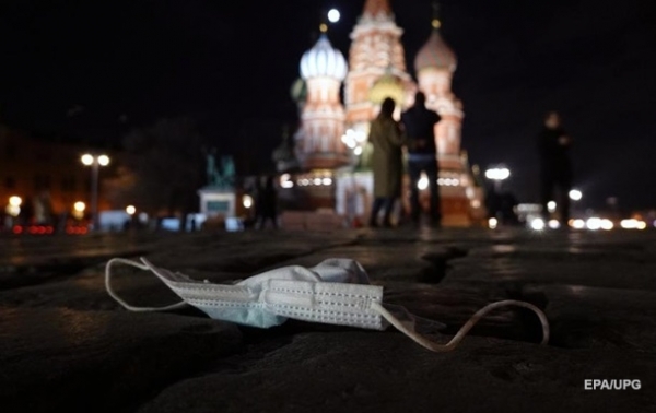 В Москве после COVID-вакцинации заболели около тысячи человек