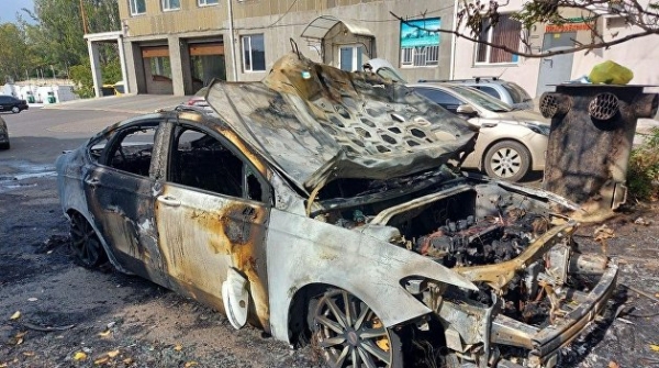 В Николаеве неизвестные сожгли машину кандидату в горсовет от «Слуги народа» В Николаеве неизвестные сожгли машину кандидату в горсовет от «Слуги народа»