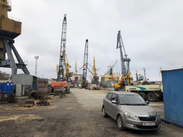 В Одесской области появился "смотрящий" за портами и поставкой через них товаров, — СМИ
В Одесской области появился "смотрящий" за портами и поставкой через них товаров, — СМИ