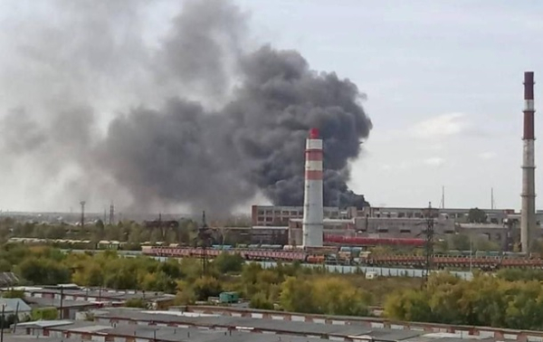 В Омске вспыхнул завод, выпускающий Солнцепеки В Омске вспыхнул завод, выпускающий Солнцепеки