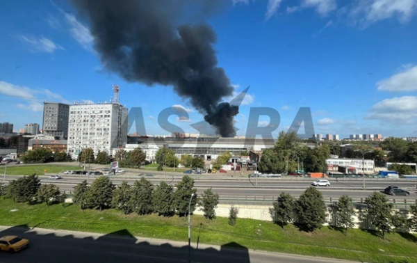 В Подмосковье произошел масштабный пожар на территории завода В Подмосковье произошел масштабный пожар на территории завода