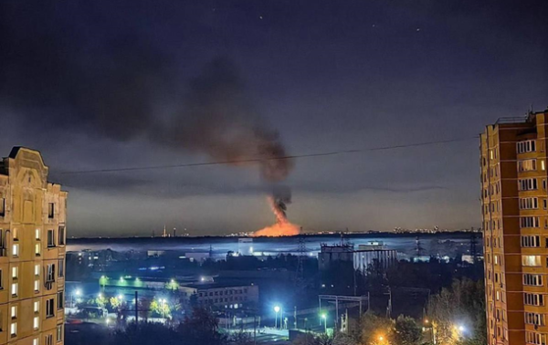 В Подмосковье сообщают об атаке БПЛА на аэродром В Подмосковье сообщают об атаке БПЛА на аэродром