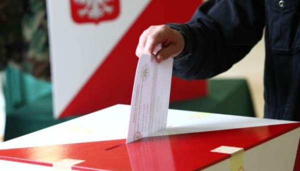 В Польше сегодня проходят президентские выборы
В Польше сегодня проходят президентские выборы