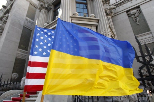 В посольстве США оценили первый год президентства Зеленского
В посольстве США оценили первый год президентства Зеленского