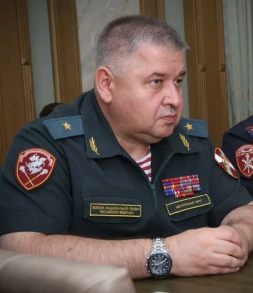 В РФ осудили экс-генерала: он стремится "искупить" вину на фронте В РФ осудили экс-генерала: он стремится "искупить" вину на фронте