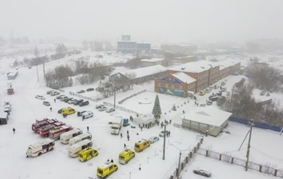 В РФ после аварии на шахте нашли выжившего В РФ после аварии на шахте нашли выжившего
