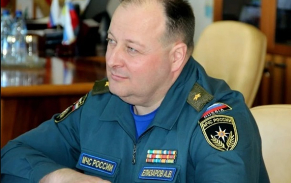 В России генерала едва не убило сосулькой В России генерала едва не убило сосулькой