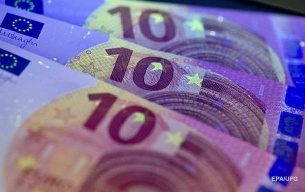 В России курс евро обновил исторический максимум В России курс евро обновил исторический максимум