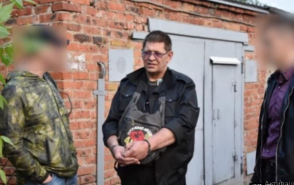 В России мужчину приговорили к 16 годам тюрьмы за попытку госпереворота В России мужчину приговорили к 16 годам тюрьмы за попытку госпереворота