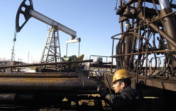 В России оценили падение нефтегазовых доходов за месяц В России оценили падение нефтегазовых доходов за месяц
