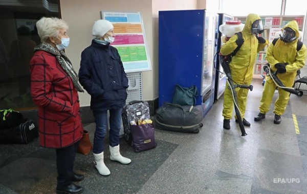 В России рекордная COVID-смертность и число заражений В России рекордная COVID-смертность и число заражений