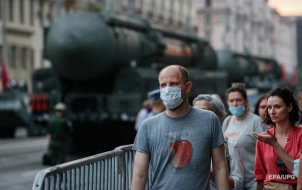 В России уже больше восьми тысяч жертв пандемии В России уже больше восьми тысяч жертв пандемии