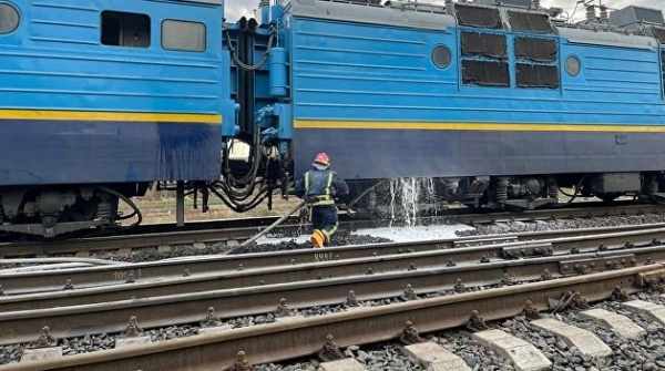 В Ровенской области во время движения загорелся поезд