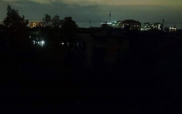 В Санкт-Петербурге - взрывы, пропал свет - СМИ В Санкт-Петербурге - взрывы, пропал свет - СМИ