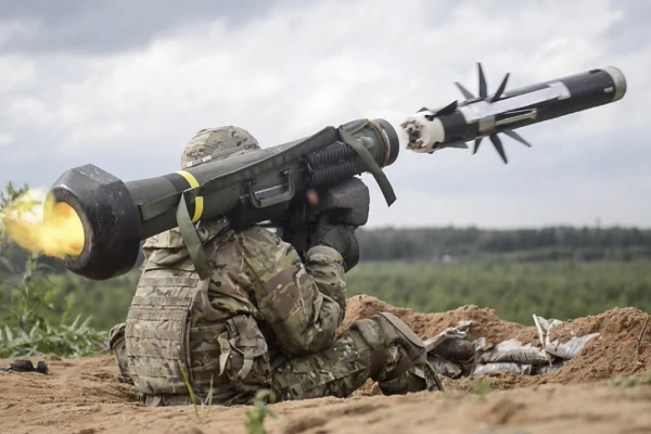 
                    В США подготовили к отправке военную помощь Украине                