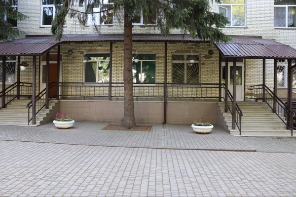 В сумском роддоме пациентка заразила коронавирусом персонал
В сумском роддоме пациентка заразила коронавирусом персонал