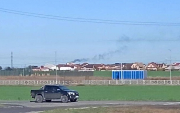 В Таганроге после взрыва пылают вертолеты - мэрия Мариуполя В Таганроге после взрыва пылают вертолеты - мэрия Мариуполя
