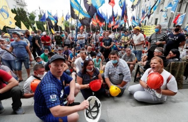 В Украине готовят проект по закрытию шахт
В Украине готовят проект по закрытию шахт