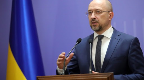 В Украине могут ужесточить карантин, если в 10 областях будет критическая ситуация из-за Covid-19, - Шмыгаль
В Украине могут ужесточить карантин, если в 10 областях будет критическая ситуация из-за Covid-19, - Шмыгаль