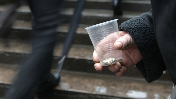 В Украине ускоряется обнищание населения, а власть разрушает любые попытки создать новые точки роста экономики
В Украине ускоряется обнищание населения, а власть разрушает любые попытки создать новые точки роста экономики