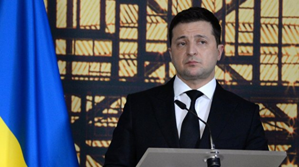 В Верховной Раде предрекли Зеленскому судьбу сбежавшего Порошенко В Верховной Раде предрекли Зеленскому судьбу сбежавшего Порошенко
