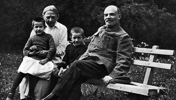 Великий политтехнолог 20 века Владимир Ленин. Астрологический портрет Великий политтехнолог 20 века Владимир Ленин. Астрологический портрет