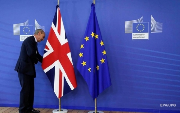 Великобритания и ЕС согласовали торговую сделку по Brexit – СМИ Великобритания и ЕС согласовали торговую сделку по Brexit – СМИ