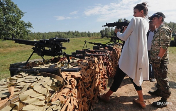 Вежливые люди. Зачем РФ увеличивает военный резервСюжет Вежливые люди. Зачем РФ увеличивает военный резервСюжет