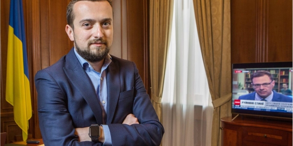 
                    Власть назовет своего кандидата в мэры Киева через несколько недель, - Офис президента                