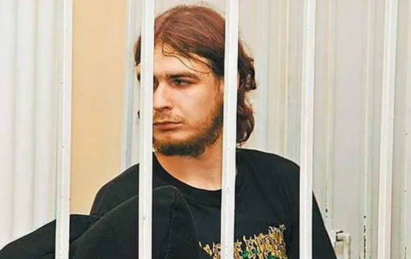 "Воевал против Украины": Путин помиловал члена банды людоедов-сатанистов "Воевал против Украины": Путин помиловал члена банды людоедов-сатанистов