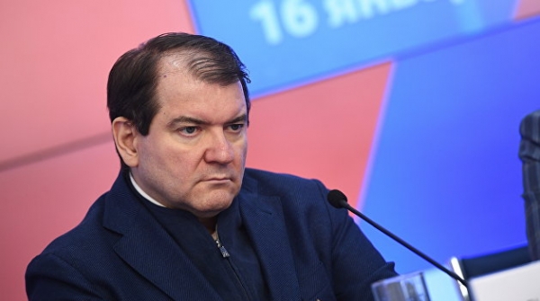 Вопреки всем правилам и законам рынка Америка выкручивает руки бизнесу - Корнилов Вопреки всем правилам и законам рынка Америка выкручивает руки бизнесу - Корнилов