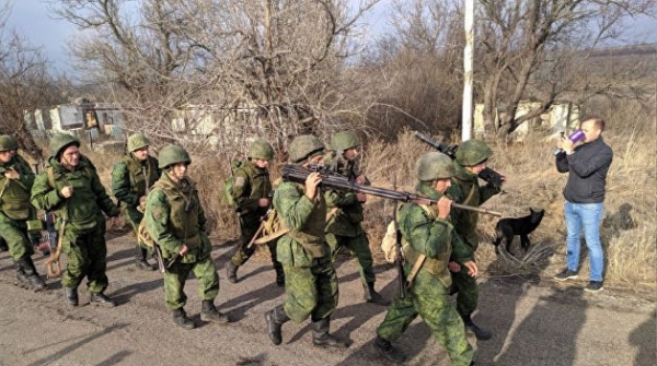 &laquo;Вражеский обстрел прекратился&raquo;. Ополченцы ДНР накрыли ответным огнем позиции ВСУ под Донецком